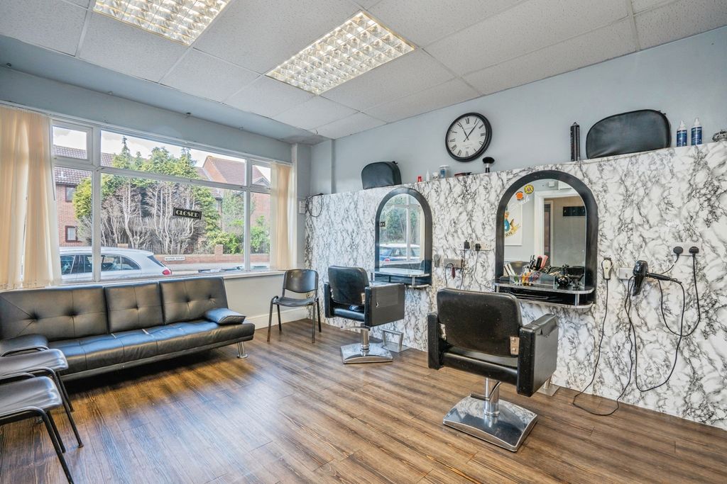 Additional image 2 of 2 bed property for saleGladys Avenue, Portsmouth, Hampshire PO2