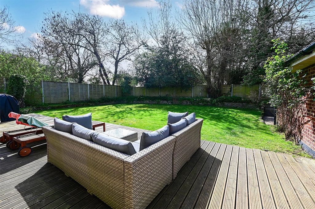 Additional image 11 of 4 bed detached house for saleHilfield, Yateley, Hampshire GU46