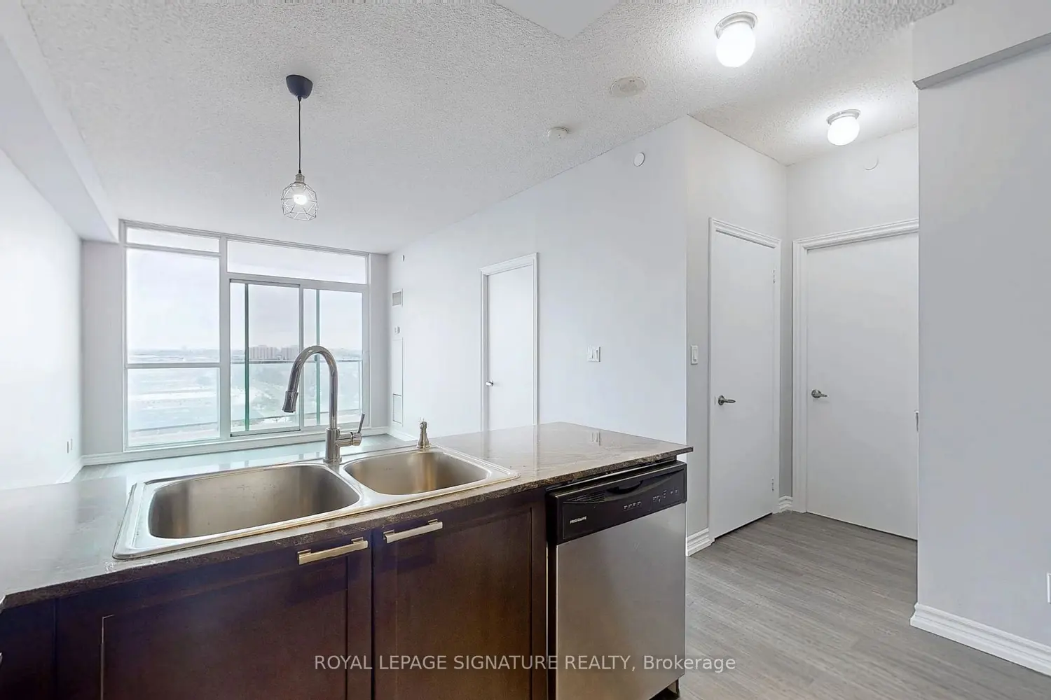 Additional image 13 of 1328 Birchmount Road 1805