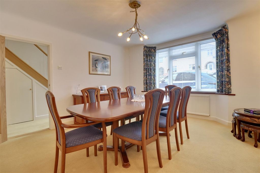 Additional image 26 of 3 bed detached house for saleBlake Road, Drayton, Portsmouth PO6