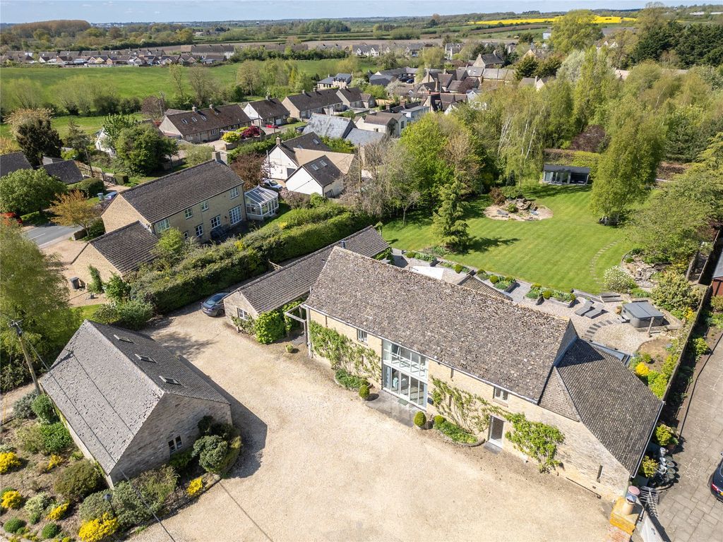 Additional image 10 of 6 bed detached house for saleMain Road, Curbridge, Witney, Oxfordshire OX29