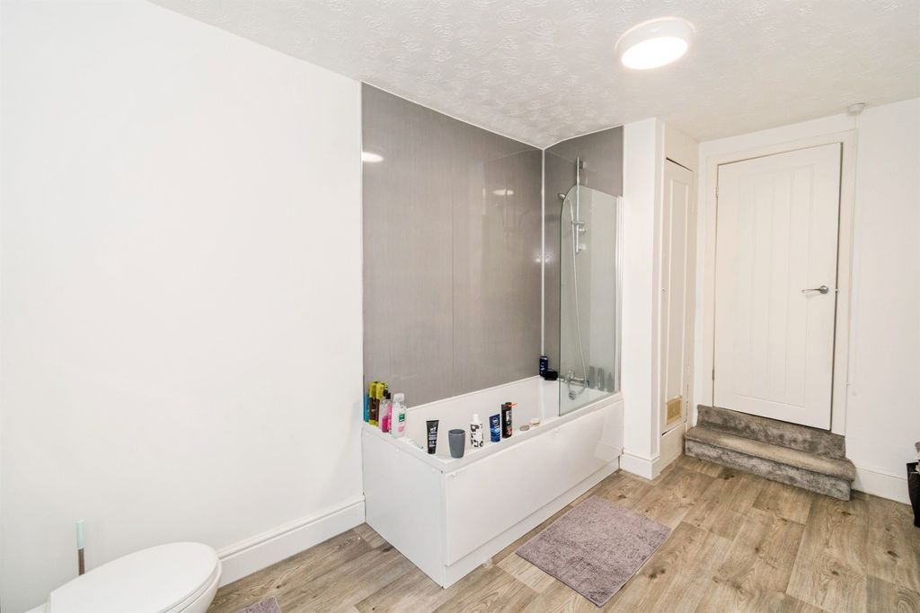 Additional image 9 of 2 bed terraced house for saleKingsley Road, Southampton SO15