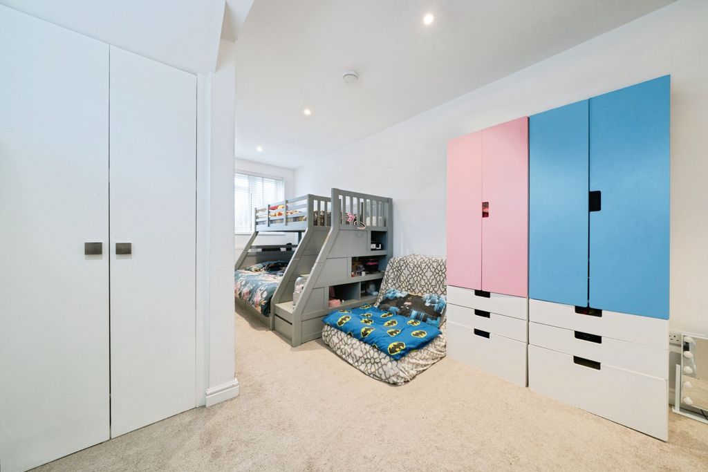 Additional image 14 of 2 bed maisonette for saleDenman Drive, Ashford TW15