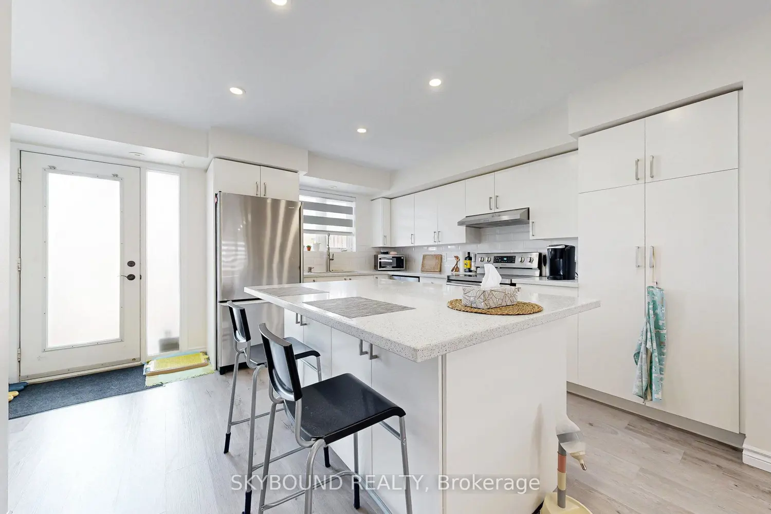 Additional image 11 of 3088 Eglinton Avenue 85