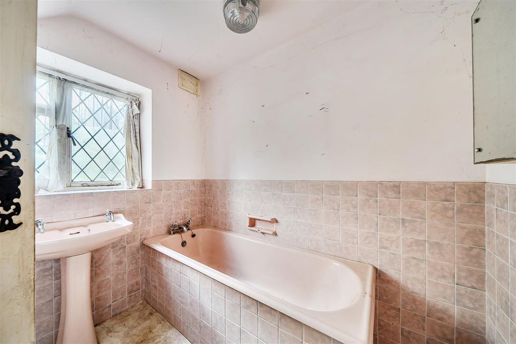 Additional image 21 of 3 bed property for saleArrowsmith Road, Wimborne BH21