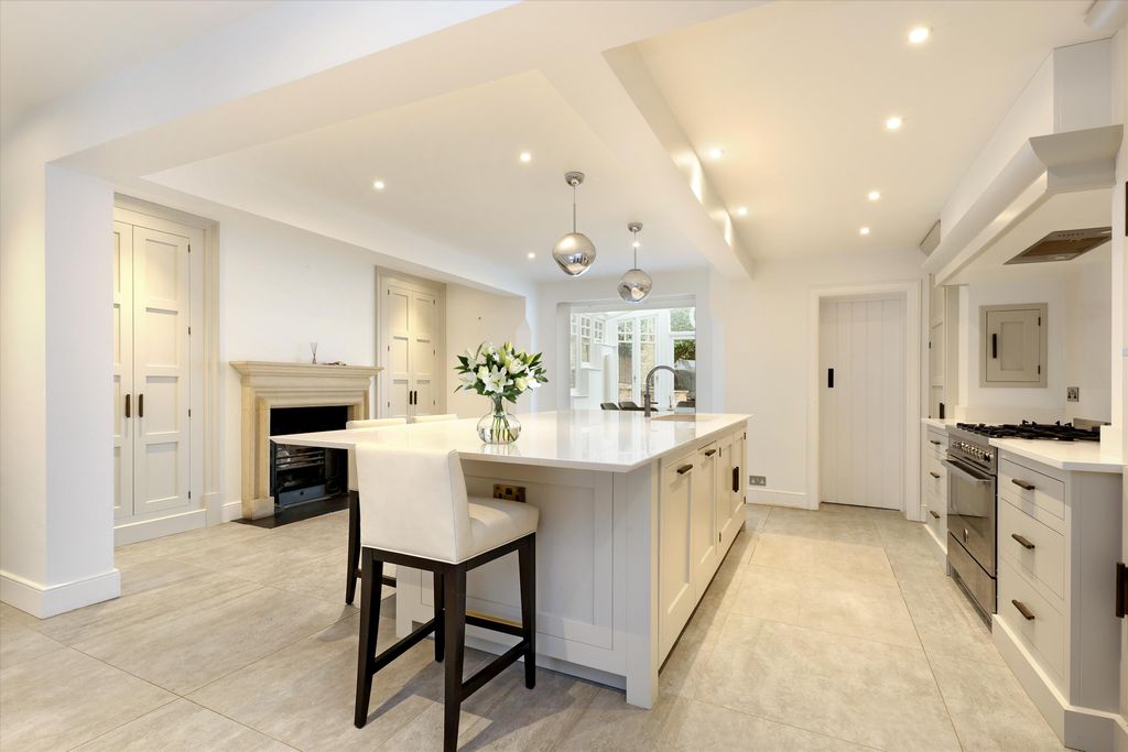 Additional image 7 of 5 bed town house for saleKings Road, Windsor, Berkshire SL4