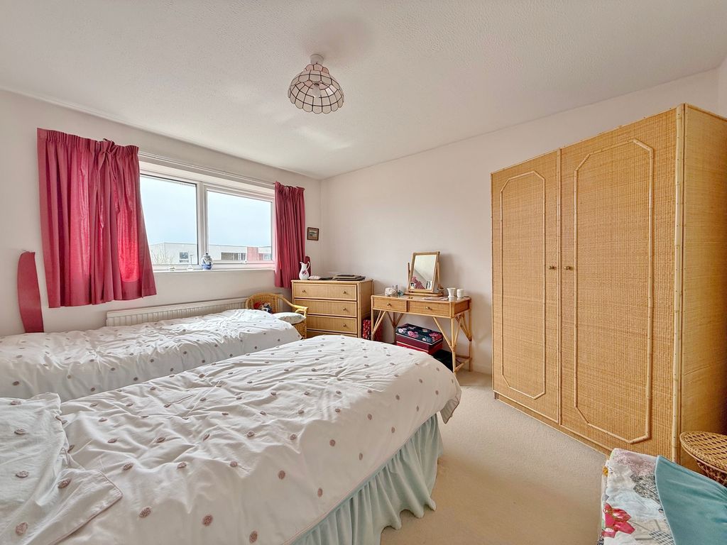 Additional image 6 of 3 bed semi-detached house for saleRegal Close, Cosham, Portsmouth PO6