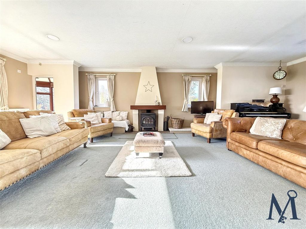 Additional image 6 of 5 bed detached bungalow for saleWorthington Lane, Newbold Coleorton, Coalville LE67