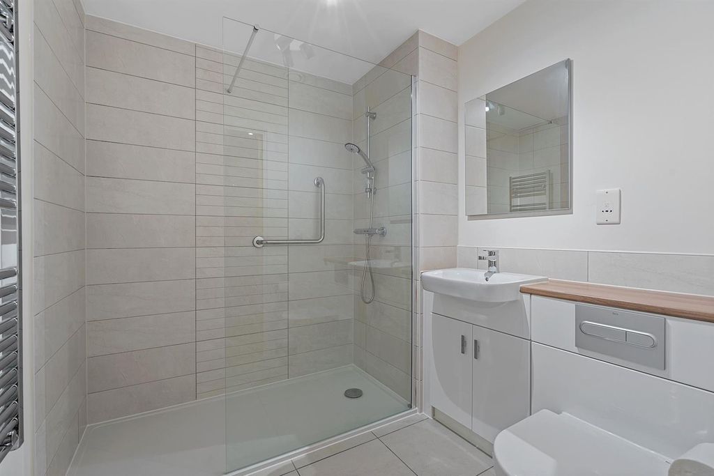 Additional image 8 of 1 bed flat for saleHampton Place, Anglesea Rd, Shirley, Southampton SO15