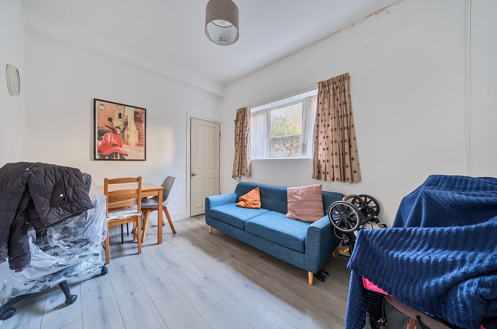 Additional image 3 of 4 bed end terrace house for saleHarold Road, Southsea, Hampshire PO4