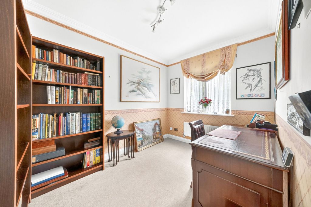 Additional image 26 of 5 bed detached house for saleCampion Gardens, Woodford Green IG8