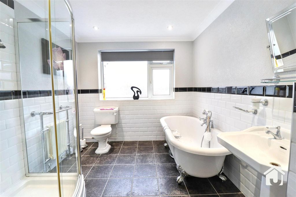Additional image 37 of 3 bed detached house for saleSports Road, Glenfield, Leicester LE3