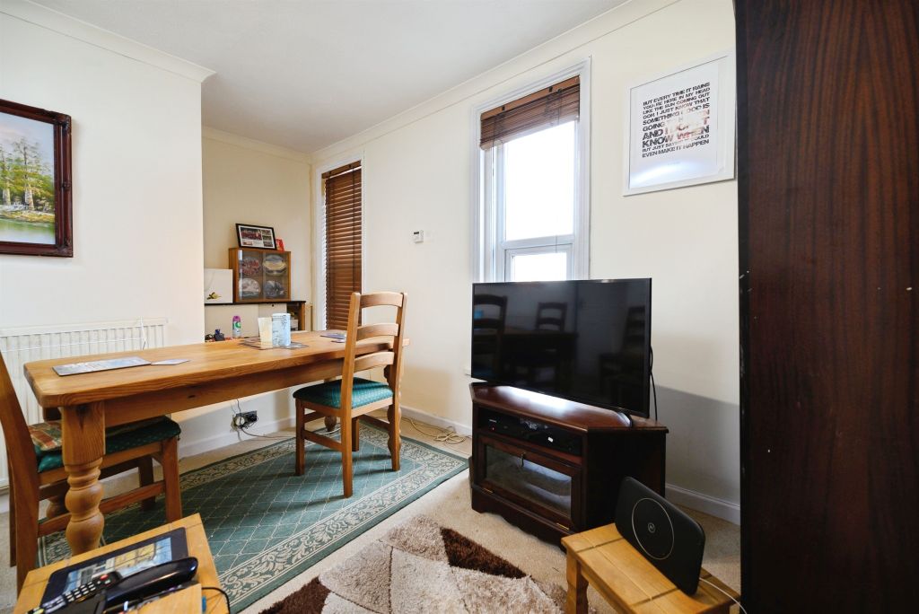 Additional image 2 of 1 bed flat for saleHighland Road, Southsea PO4