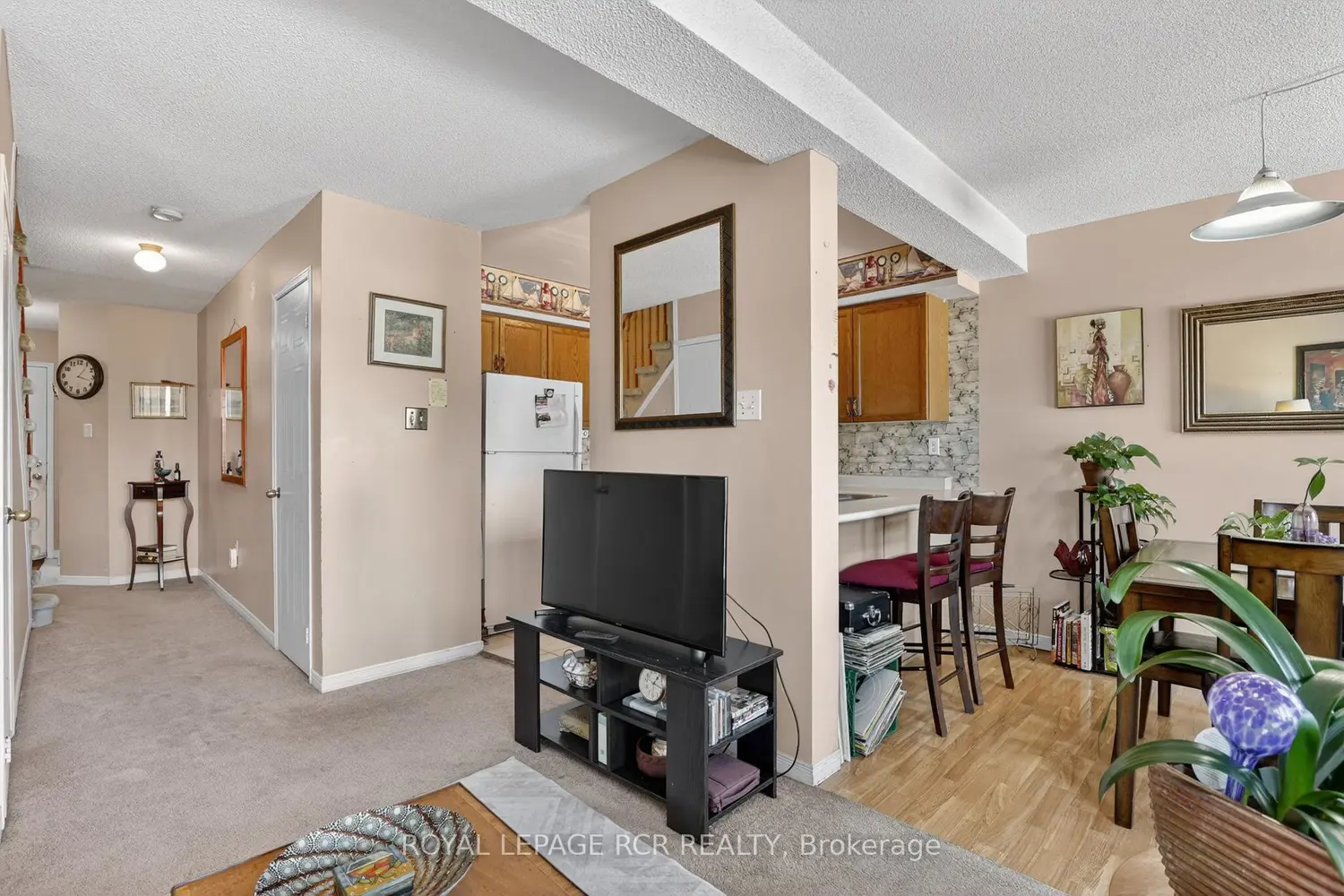 Additional image 3 of 369 Riddell Court 10