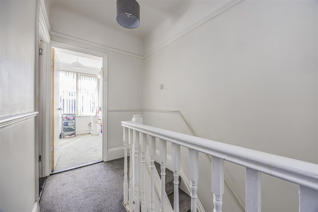 Additional image 14 of 3 bed property for saleKimbolton Road, Portsmouth PO3