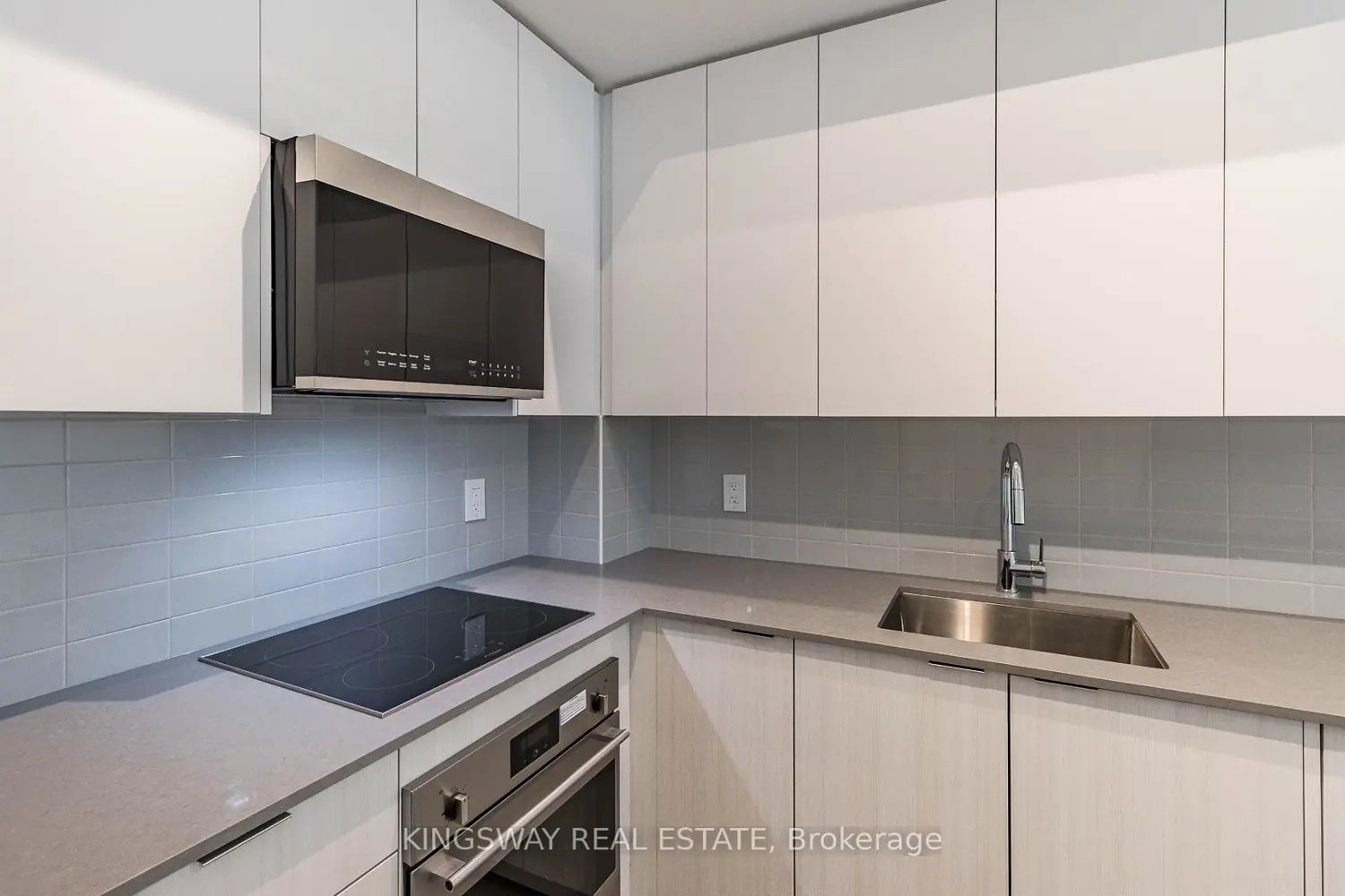 Additional image 11 of 2485 Taunton Road 346