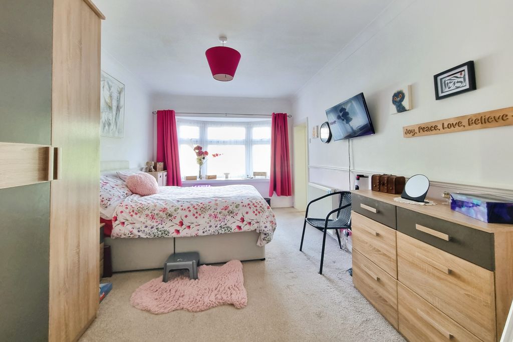Additional image 7 of 3 bed detached bungalow for saleDrayton, Hampshire PO6