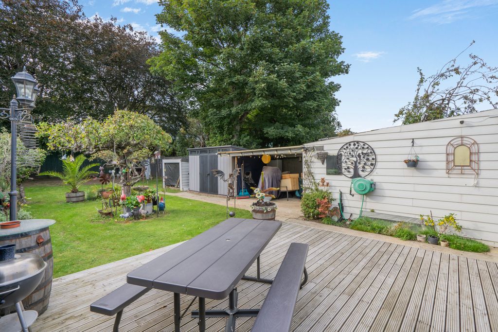 Additional image 17 of 3 bed detached bungalow for saleHomefield Road, Drayton, Portsmouth PO6