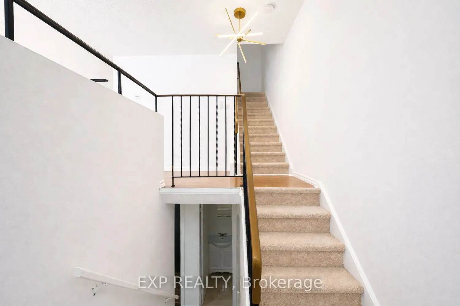 Additional image 3 of 11C Sonnet Crescent