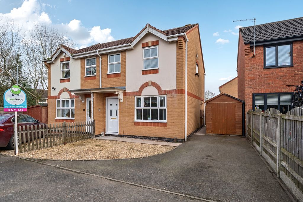 3 bed terraced house for saleCelandine Drive, Melton Mowbray, Leicestershire LE13