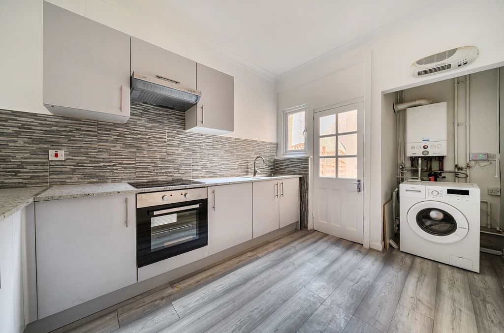 Additional image 10 of 3 bed terraced house for saleLondon Avenue, Portsmouth, Hampshire PO2