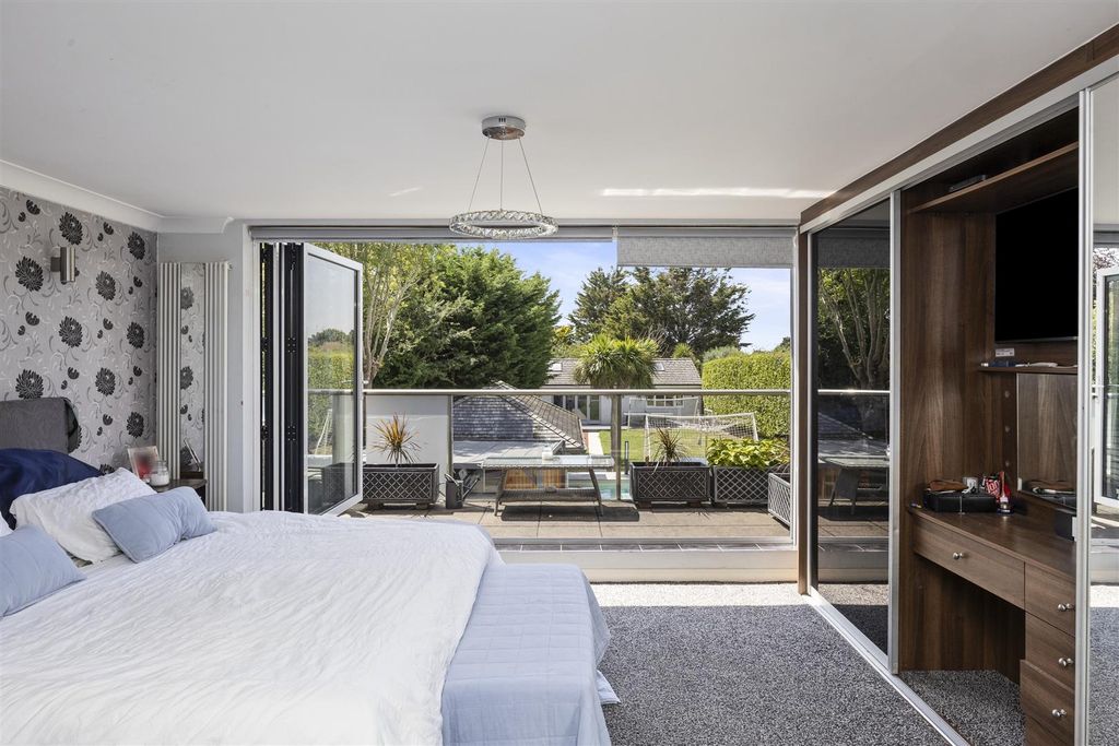 Additional image 13 of 5 bed detached house for saleMill Lane, Worthing BN13