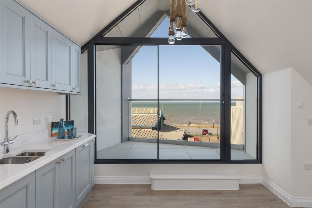 Additional image 3 of 2 bed flat for saleBeach Walk, Whitstable CT5