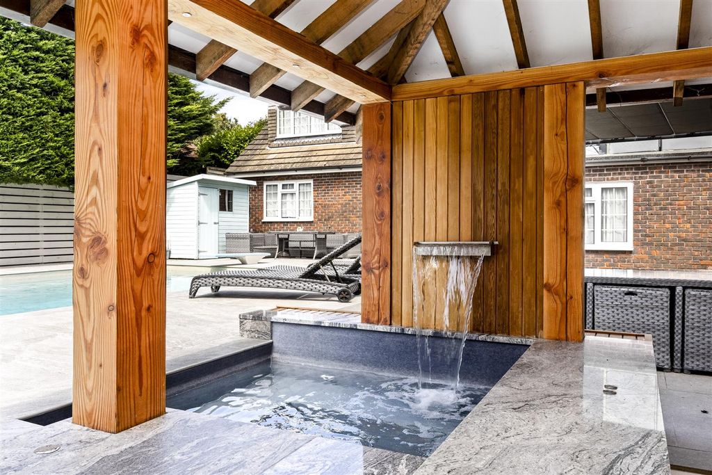 Additional image 26 of 5 bed detached house for saleMill Lane, Worthing BN13