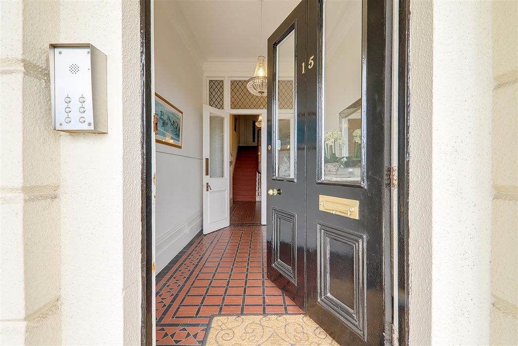 Additional image 10 of 1 bed flat for saleHeene Terrace, Worthing BN11
