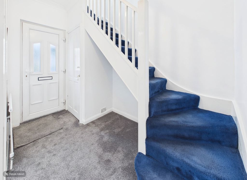 Additional image 4 of 2 bed semi-detached house for saleGodstone Road, Whyteleafe CR3