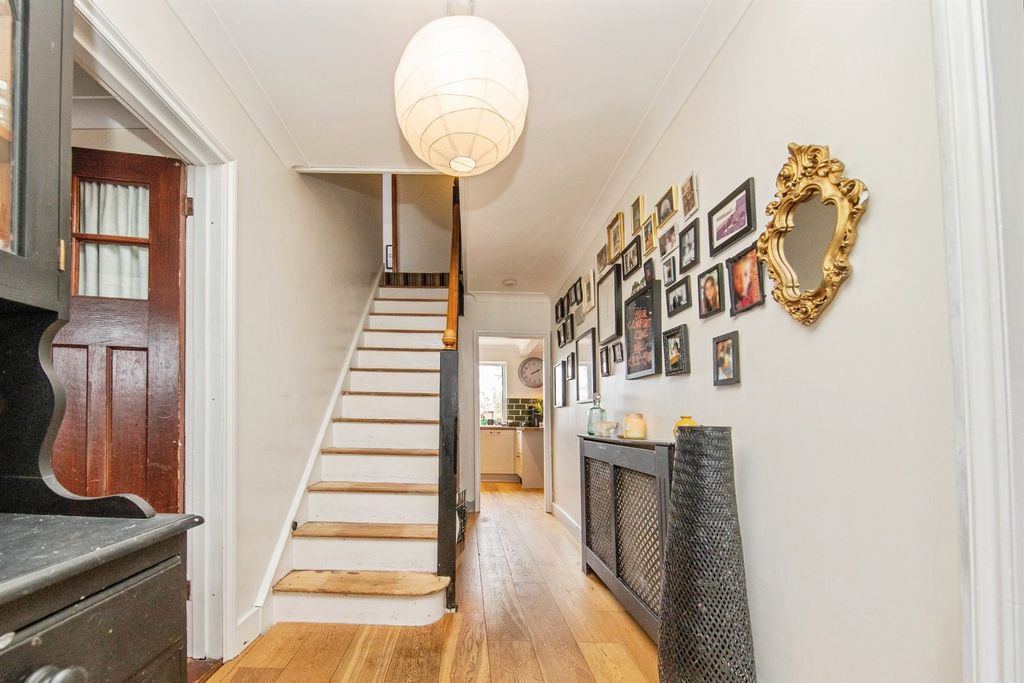 Additional image 4 of 4 bed semi-detached house for saleGrove Road, Woodbridge IP12
