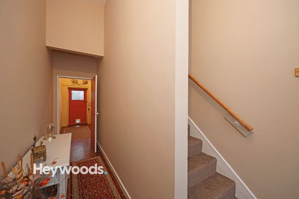 Additional image 11 of 2 bed flat for saleHanbridge Avenue, Bradwell, Newcastle Under Lyme ST5