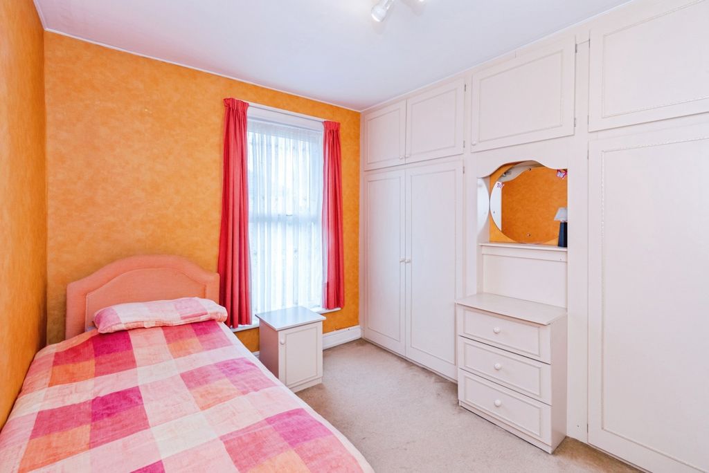 Additional image 13 of 3 bed semi-detached house for saleTwyford Avenue, Upper Shirley, Southampton, Hampshire SO15