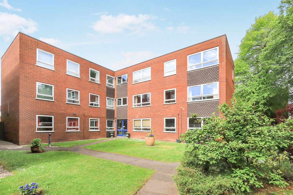 Additional image 2 of 2 bed flat for saleTettenhall Road, Wolverhampton WV6