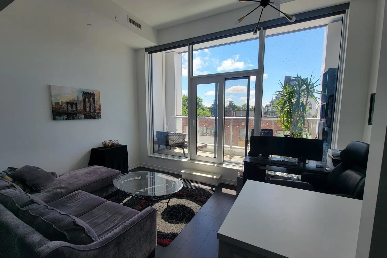Additional image 12 of 2020 Bathurst Street 210