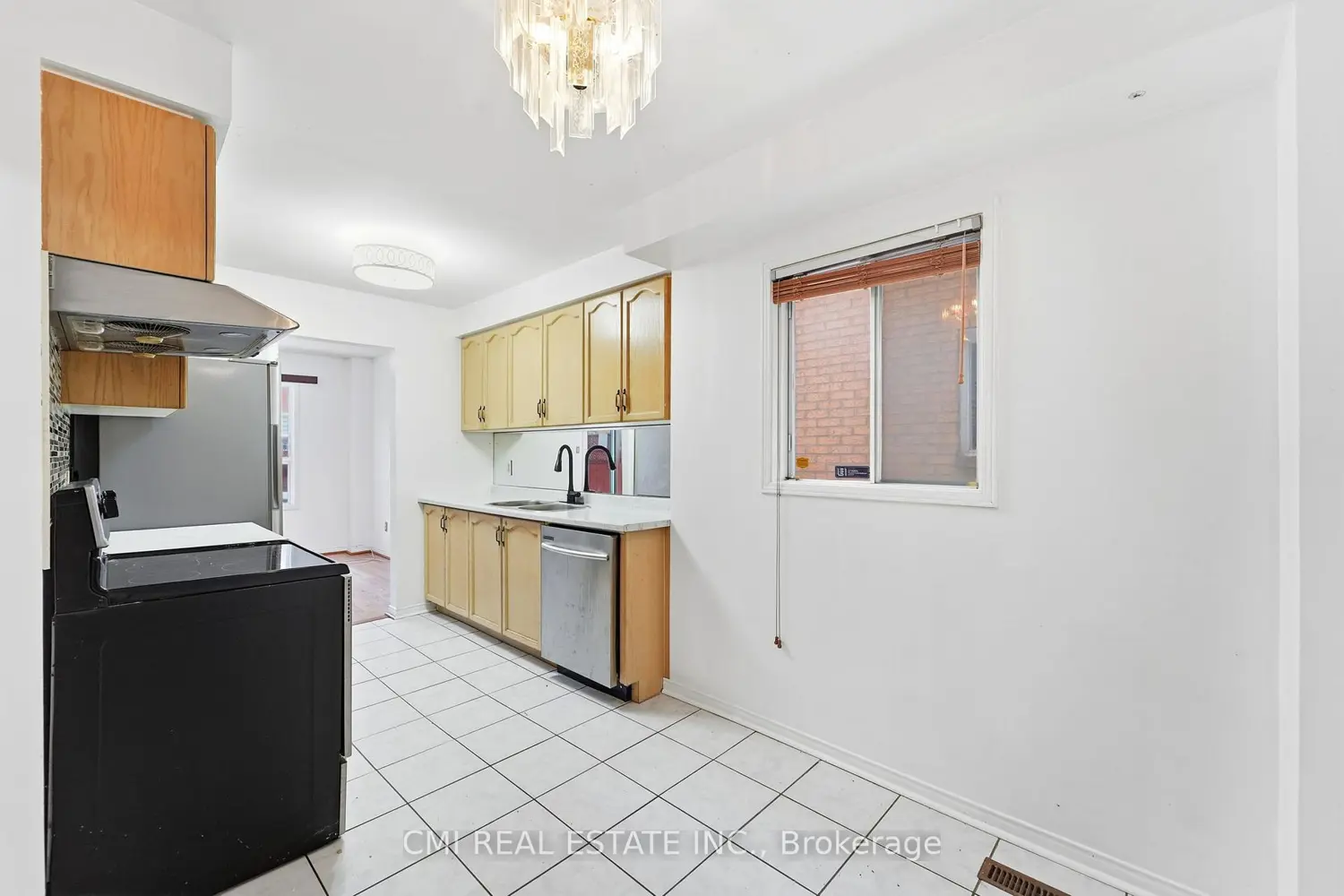 Additional image 6 of 128 Toba Crescent