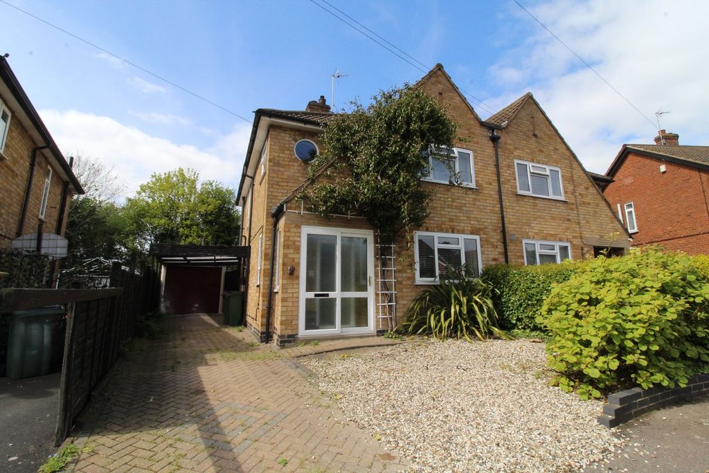 3 bed semi-detached house for saleCumberwell Drive, Enderby, Leicester LE19