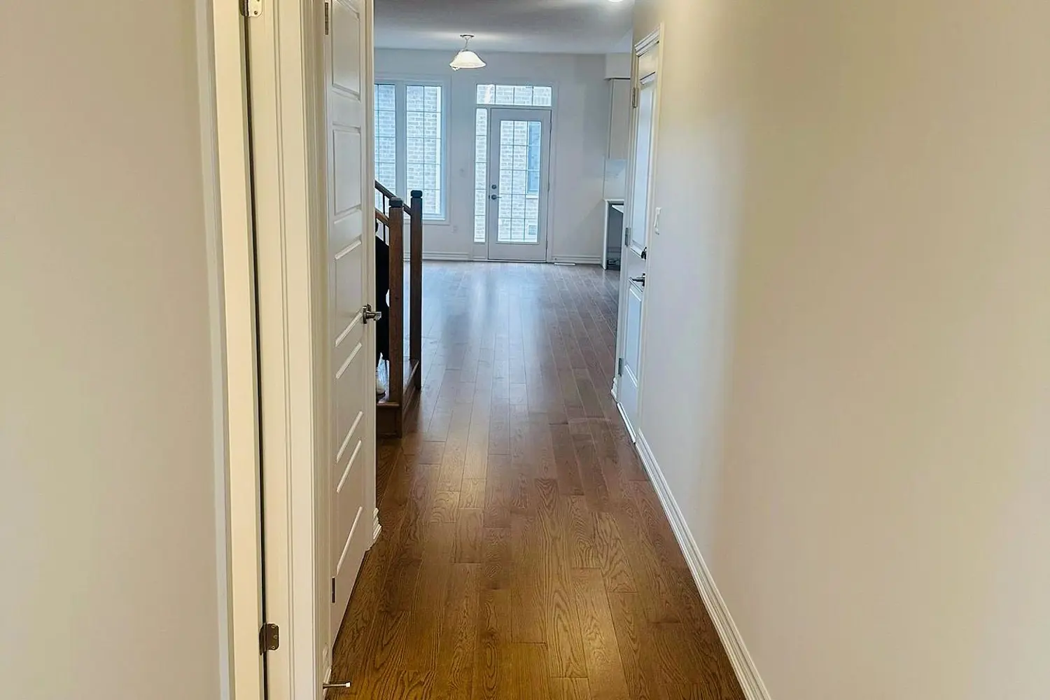 Additional image 8 of 441 Bergamot Avenue
