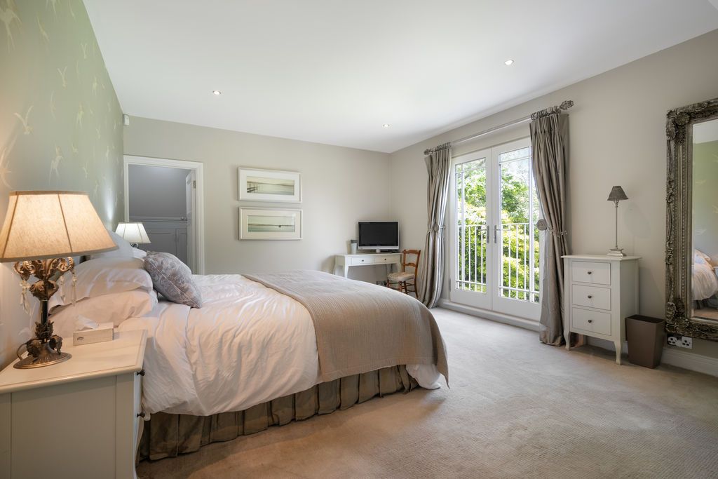 Additional image 22 of 4 bed detached house for saleNew Road, Windlesham GU20