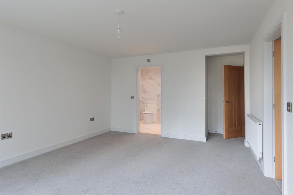Additional image 18 of 5 bed detached house for saleSidmouth Avenue, Newcastle Under Lyme ST5