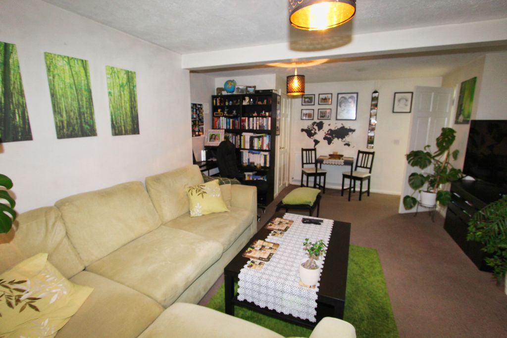 Additional image 11 of 1 bed semi-detached bungalow for saleBerryfield Road, Cottingham LE16