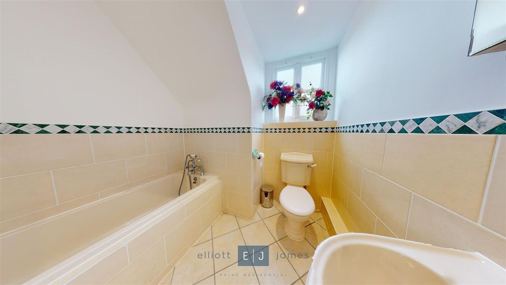 Additional image 27 of 6 bed detached house for saleRegents Drive, Woodford Green IG8