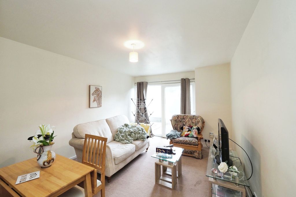 Additional image 12 of 1 bed flat for saleHotoft Road, Leicester, Leicestershire LE5