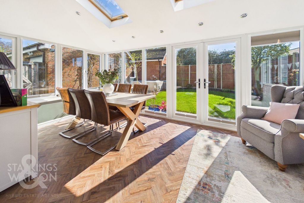 Additional image 3 of 4 bed link detached house for salePetunia Court, Wymondham NR18