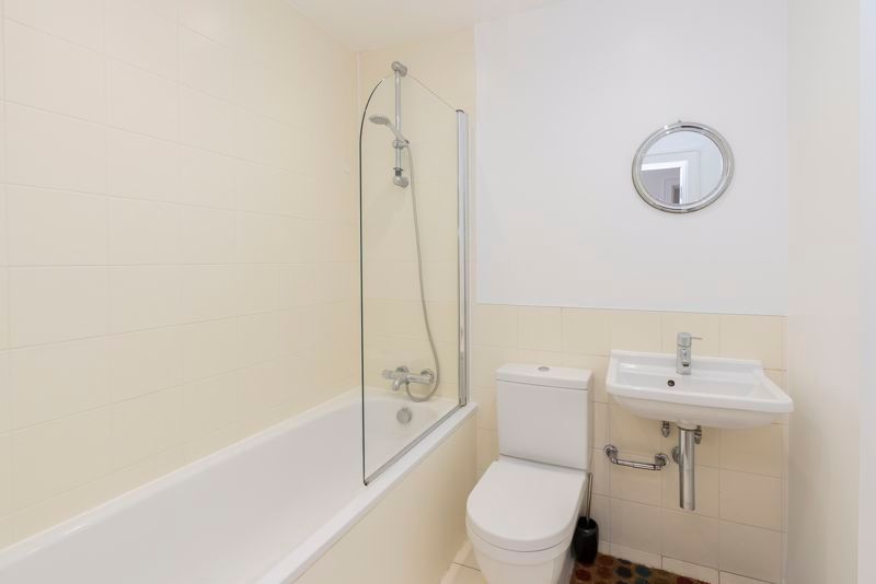 Additional image 8 of 2 bed flat for saleThe Hamtons, Green Lane, Worcester Park KT4