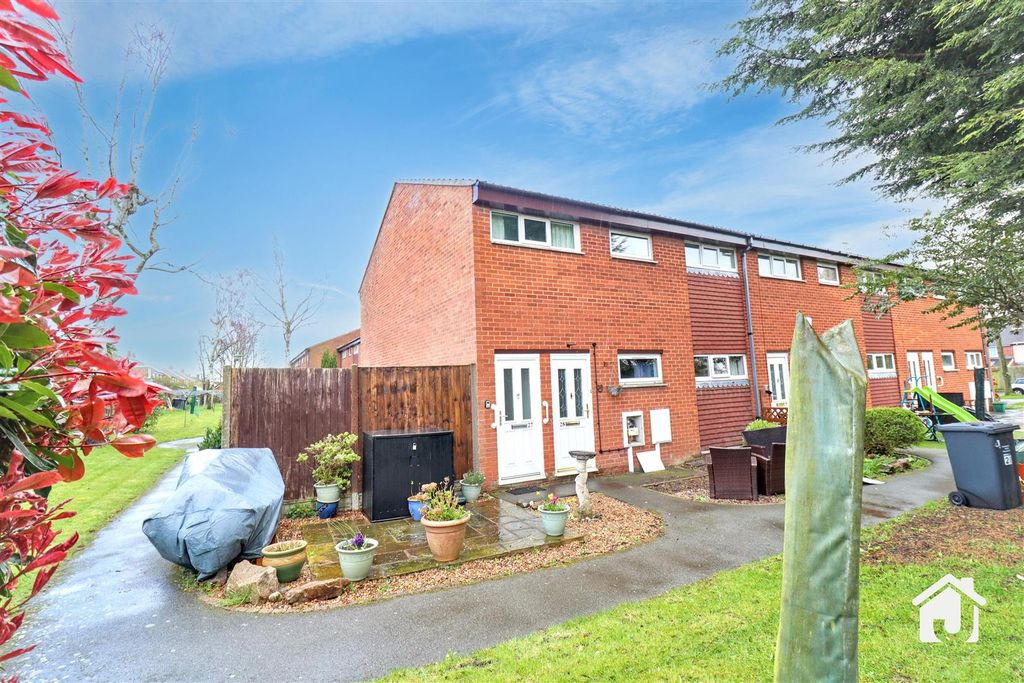 3 bed flat for saleCross Lane, Mountsorrel, Loughborough LE12