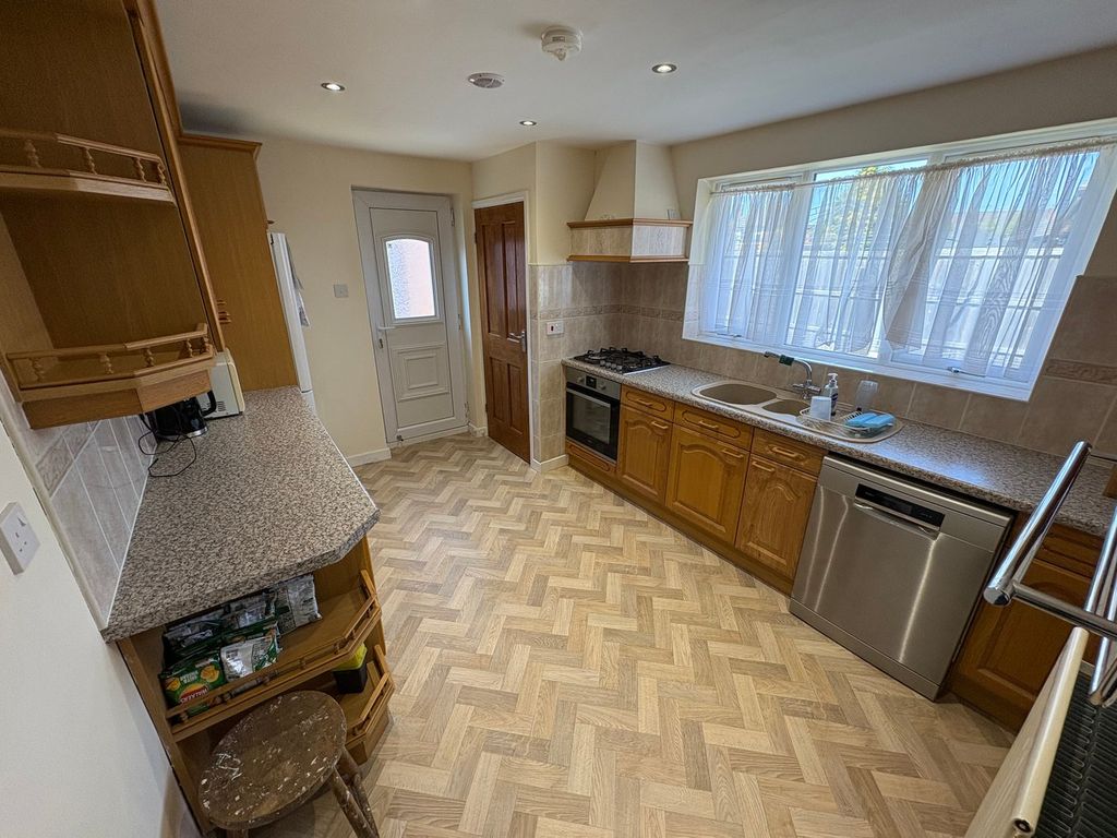 Additional image 3 of 3 bed detached bungalow for saleUnderwood Crescent, Sapcote, Leicester LE9