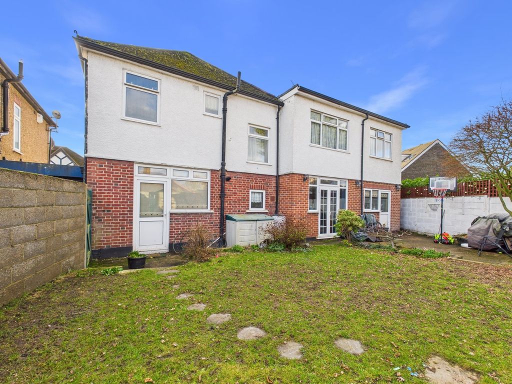 Additional image 3 of 5 bed detached house for saleGables Avenue, Ashford, Surrey TW15