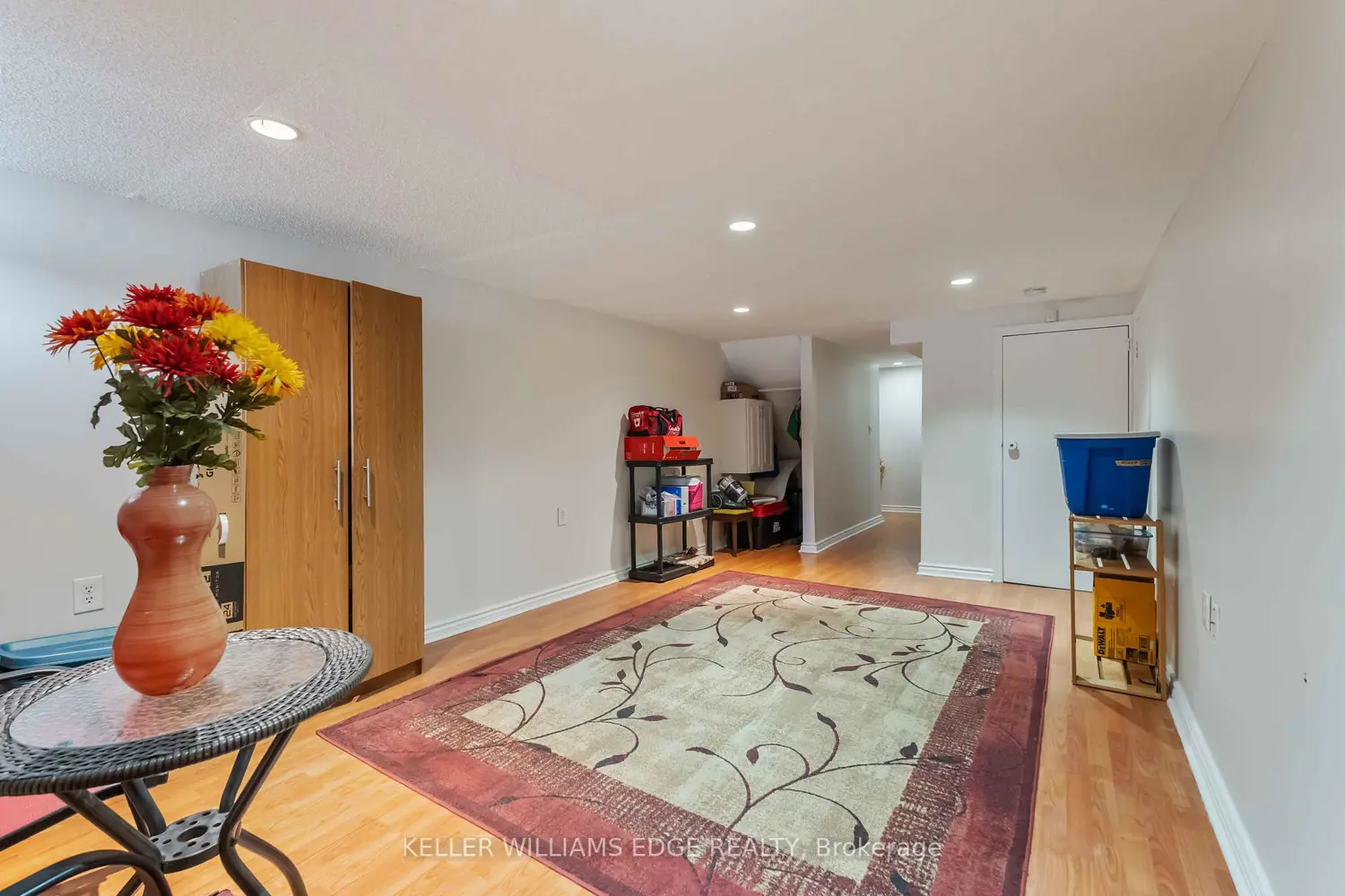 Additional image 15 of 300 Rexford Drive 22