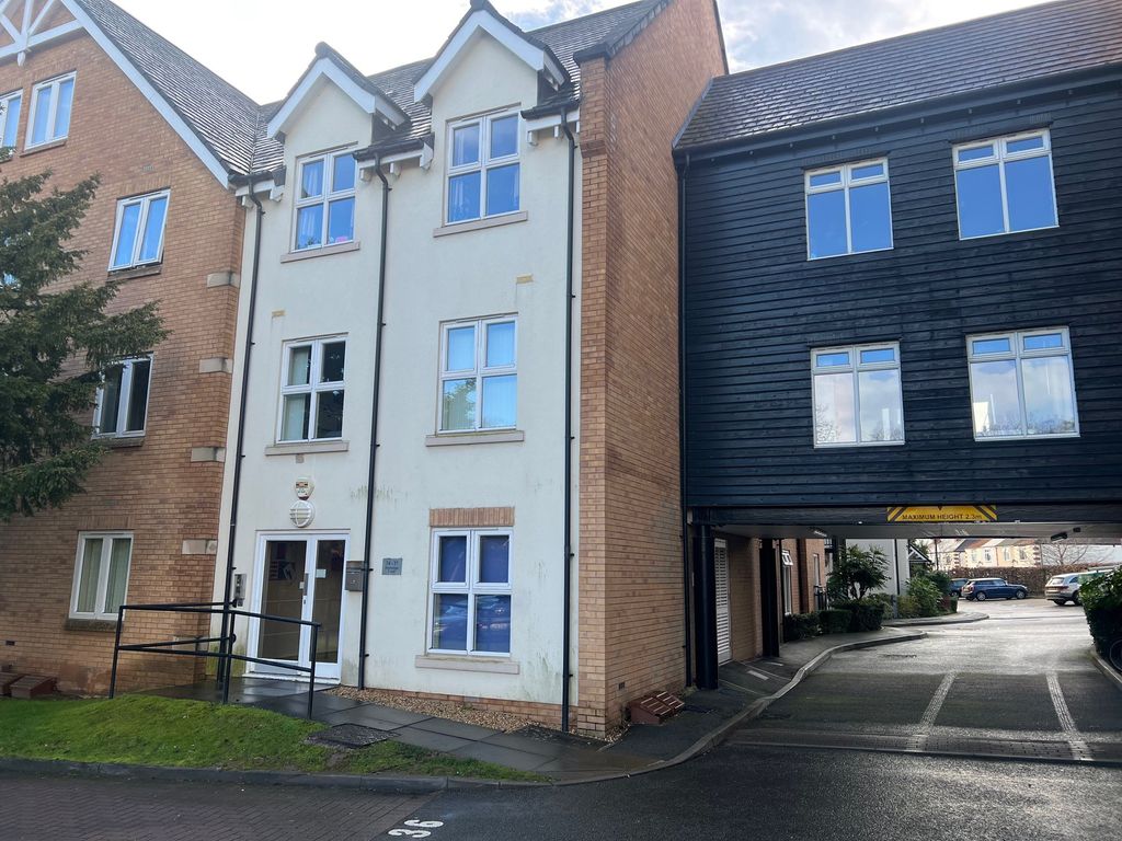 2 bed flat for saleHoneywell Close, Oadby, Leicester LE2 photo 2